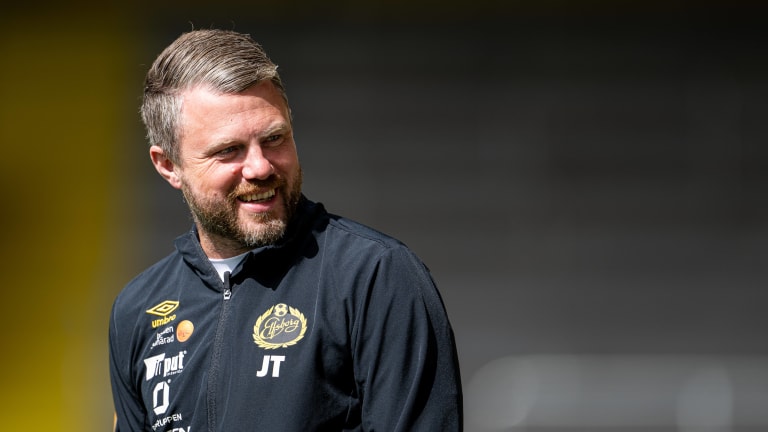 Jimmy Thelin: Who is Sunderland-linked coach and what tactics does he play?